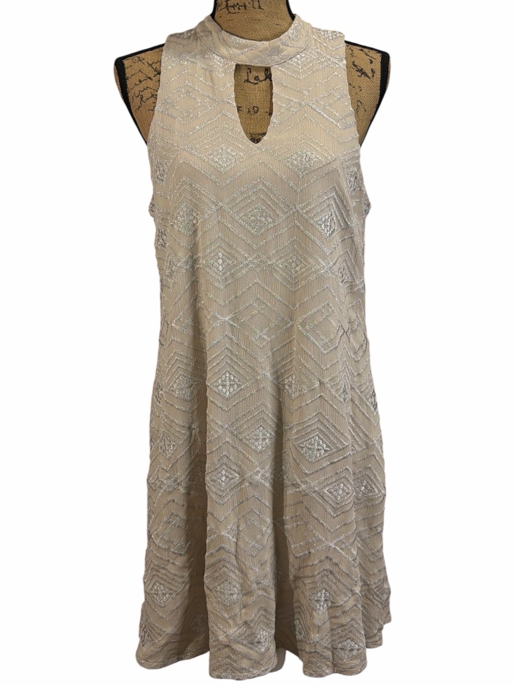 Maurice’s Metallic Sleeveless Keyhole Shift Dress in Champagne. EC. Size large